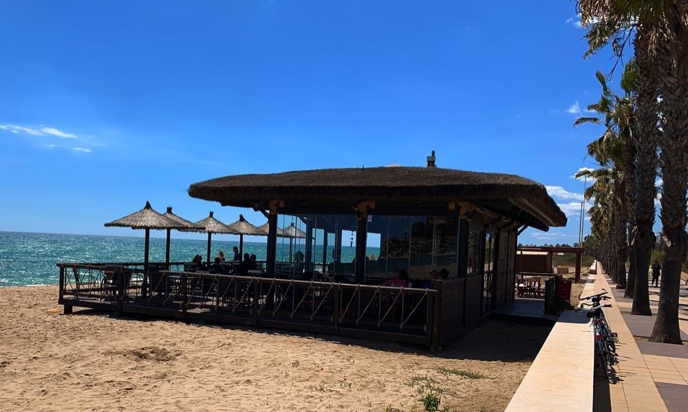 Beach-Bar-outside-Camping-Bara