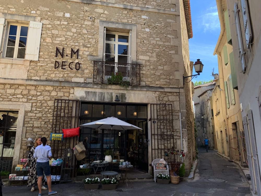 Shop in Saint-Remy-Provence