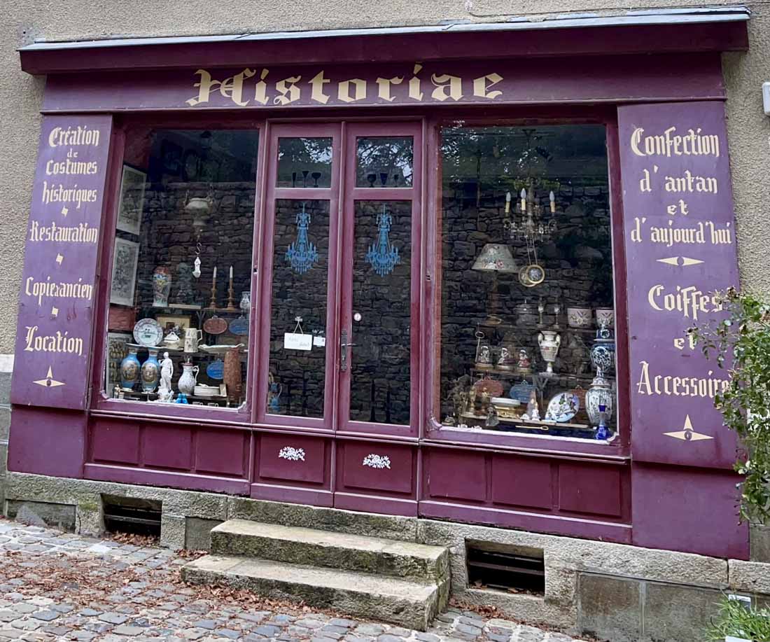 Historaire shop Sainte-Suzanne